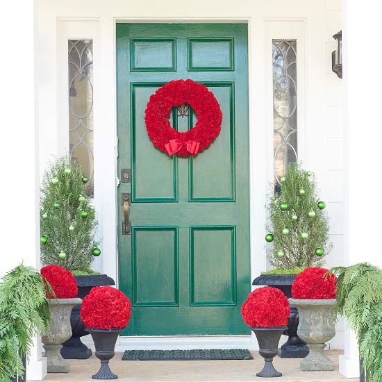 Use Seasonal Colors for Christmas Door Decorations