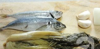 Cá kho dưa chua đậm đà dân dã 3