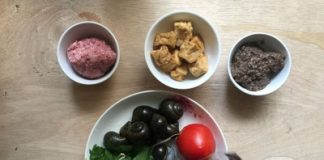 Cách nấu bún riêu ốc nóng hổi cả nhà vừa ăn vừa thổi