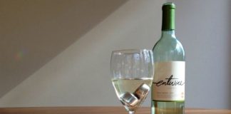 Làm sạch sàn gỗ chỉ trong nháy mắt! 2