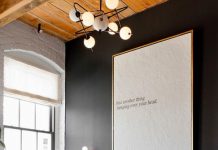 Trang trí nhà nhỏ với gam màu đen cá tính  - 1