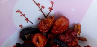 hột-vịt-lộn-hầm-thuốc-bắc-bổ-dưỡng-bữa-cơm-hè-nắng-1