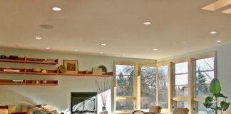 Những mẫu kệ trang trí phòng khách thanh lịch và đẹp - 1