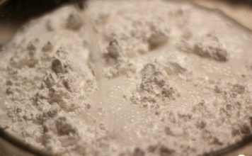 lam-banh-duc-thit-dan-da-ma-cuc-ngon-1