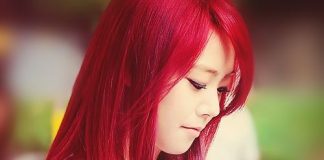 Cách làm giảm màu tóc nhuộm quá sáng đơn giản1