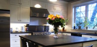 Làm sao để chọn bàn ăn thích hợp với bếp? Làm sao để chọn bàn ăn thích hợp với bếp? - 1