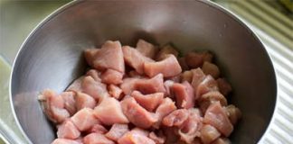 Bữa trưa ngon tuyệt với mỳ tương đen  - 1