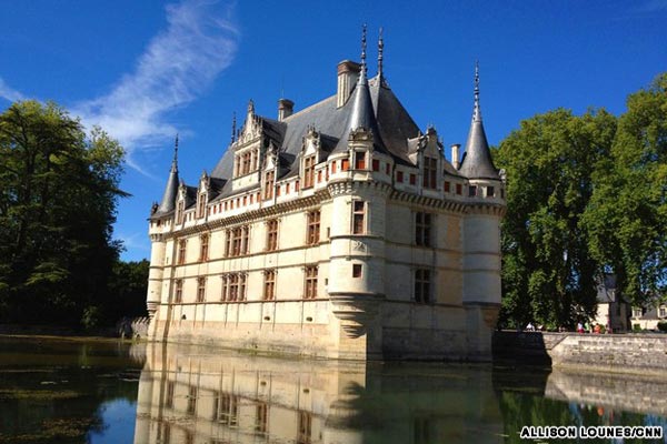 Ghé thăm những lâu đài trầm mặc bên thung lũng sông Loire - 1