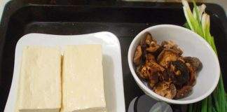 Giản dị đậu phụ kho nấm - 1