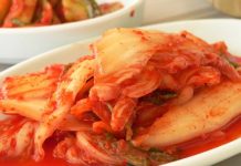 Nấu canh kim chi thịt kiểu Hàn - 1