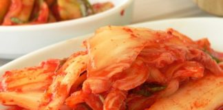 Nấu canh kim chi thịt kiểu Hàn - 1