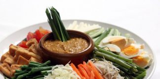 Làm trộn rau củ kiểu Malaysia