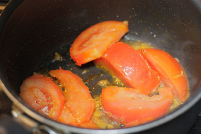 canh sườn nấu măng chua giải nhiệt cho ngày hè2