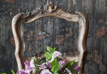 Biến ghế cũ thành bồn hoa rực rỡ | ảnh 1