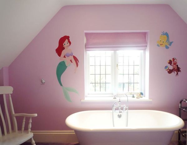 Trang trí phòng tắm đầy màu sắc vui nhộn cho bé 6