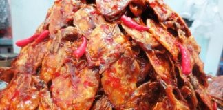 thành phẩm món mực rim sa tế