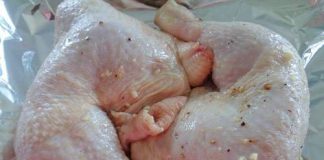 Đùi gà chiên xì dầu thẫm đẫm nước sốt thơm ngon-1