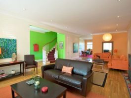 Cach-bo-tri-noi-that-cho-phong-khach-dai-va-hep-1