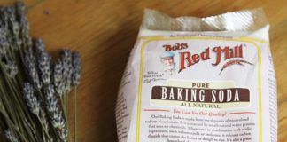 Mẹo khử mùi tủ lạnh hay chị em cần biết - 1