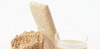 Bí quyết có được làn da trắng mịn với hạt đậu