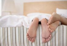 Mẹo hay vệ sinh đệm trải giường mùa đông Mẹo hay vệ sinh đệm trải giường mùa đông - 1