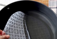 tom-xoai-cuon-banh-da-nem-1