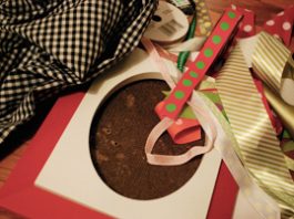 Cùng bé làm thiệp Giáng sinh gửi lời chúc tới người thân - 1