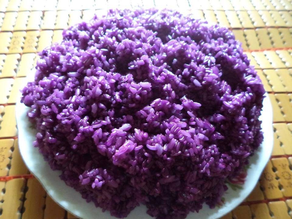 Cách nấu xôi lá cẩm màu tím ngon miễn chê ăn Tết - 3