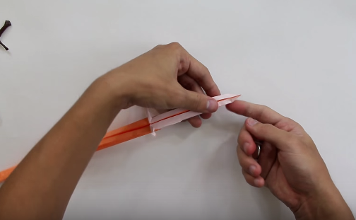 Cách làm kiếm theo phong cách origami cho bé7