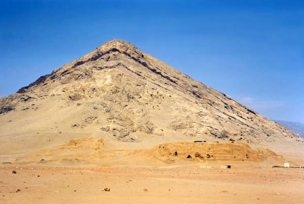 Cồn cát Cerro Blanco.