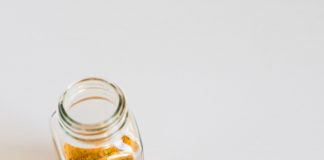 Mặt nạ nghệ cực hay cho nàng da mụn