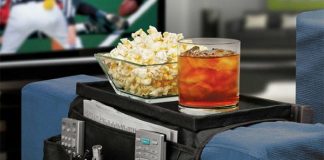 Những mẫu khay đựng đồ ở tay vịn ghế sofa đẹp - 1