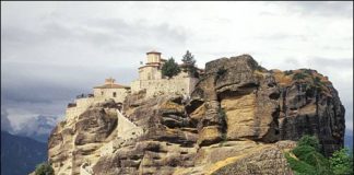 Thăm tu viện “trên không” Meteora -Hy Lạp  - 1