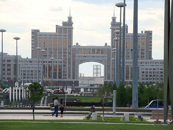 Ngỡ ngàng lạc bước thủ đô Astana - 17