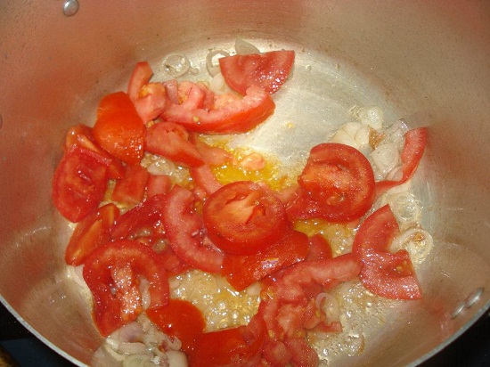 canh-chua-cá-khoai-rau-cần-đổi-vị-bữa-trưa-hè-nắng-4