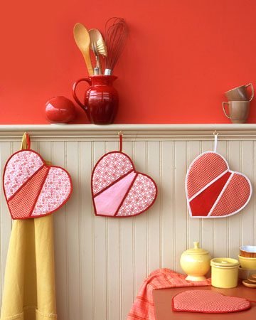 Cách làm lót nồi trái tim để căn bếp mang không khí valentine - 7
