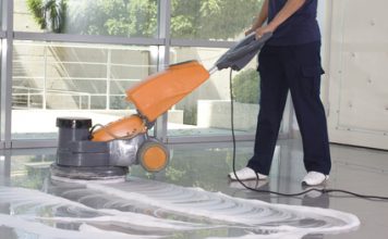 Làm sạch sàn gạch hiệu quả 1