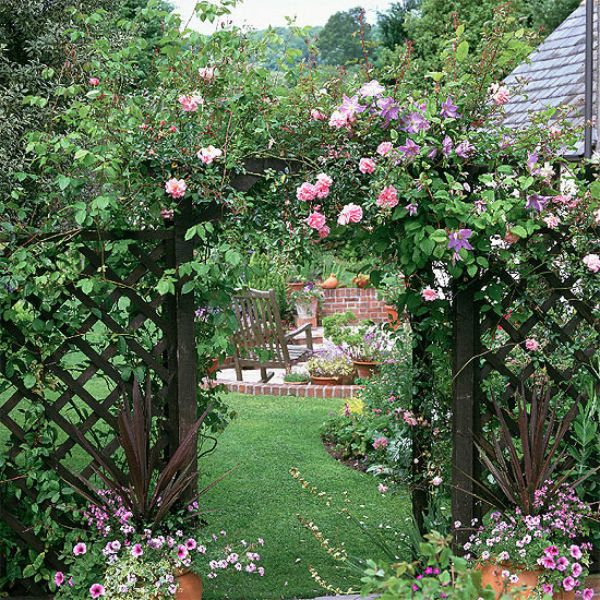Lối vào nhà vườn thơ mộng với cổng hoa - 5