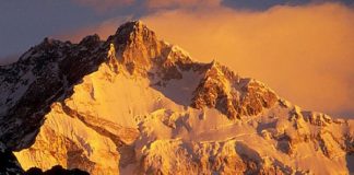 Kangchenjunga (Ấn Độ)