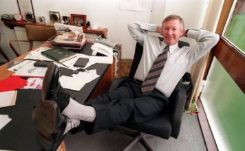 Cải thiện công việc tốt hơn nhờ phong thủy