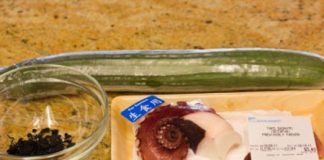 Salad râu bạch tuộc giòn ngon sần sật - 1