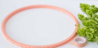 lam-khung-treo-hoa-la-mat-cho-nha-them-xinh-1