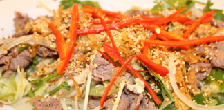 Gỏi bò bóp thấu