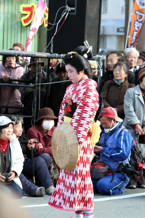 Đến Nhật Bản tham gia lễ hội cuối năm  - 11