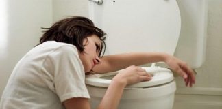 Làm sao để khử mùi nhà vệ sinh 1