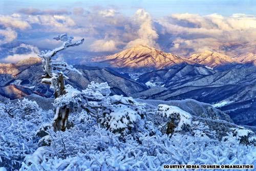 Khám phá 7 ngọn núi kĩ vĩ nhất Hàn Quốc 
