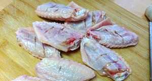 Cánh gà ướp tỏi băm nức mũi thơm lừng - 1