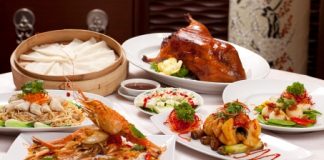 Bữa ăn tối là khoảng thời gian mọi thành viên trong gia đình có dịp tụ họp đông đủ nhất. Vậy bạn đã biết cách tăng cường sự gắn bó giữa các thành viên thông qua việc cùng nhau thưởng thức bữa ăn tối chưa? Hãy để Lamsao.com tư vấn cho bạn bí quyết giữ gìn hạnh phúc gia đình hiệu quả này nhé!