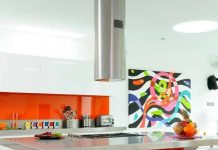 Mê mẩn với những phòng bếp màu sắc rực rỡ 1