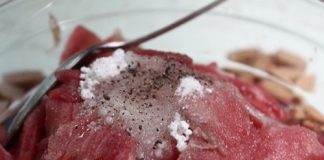 Cách làm bò xào lá lốt ngon cho bữa cơm ngày mưa - 1